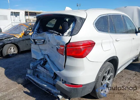 2016 BMW X1 xDrive28I z USA, uszkodzony, nr VIN WBXHT3C31GP881619